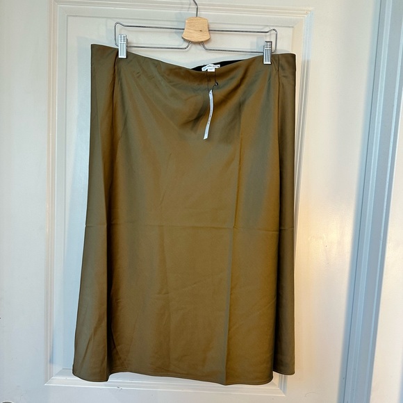 The Drop Dresses & Skirts - NEW The Drop Olive Green Satin Elastic Waist MIDI Skirt, Size XXL